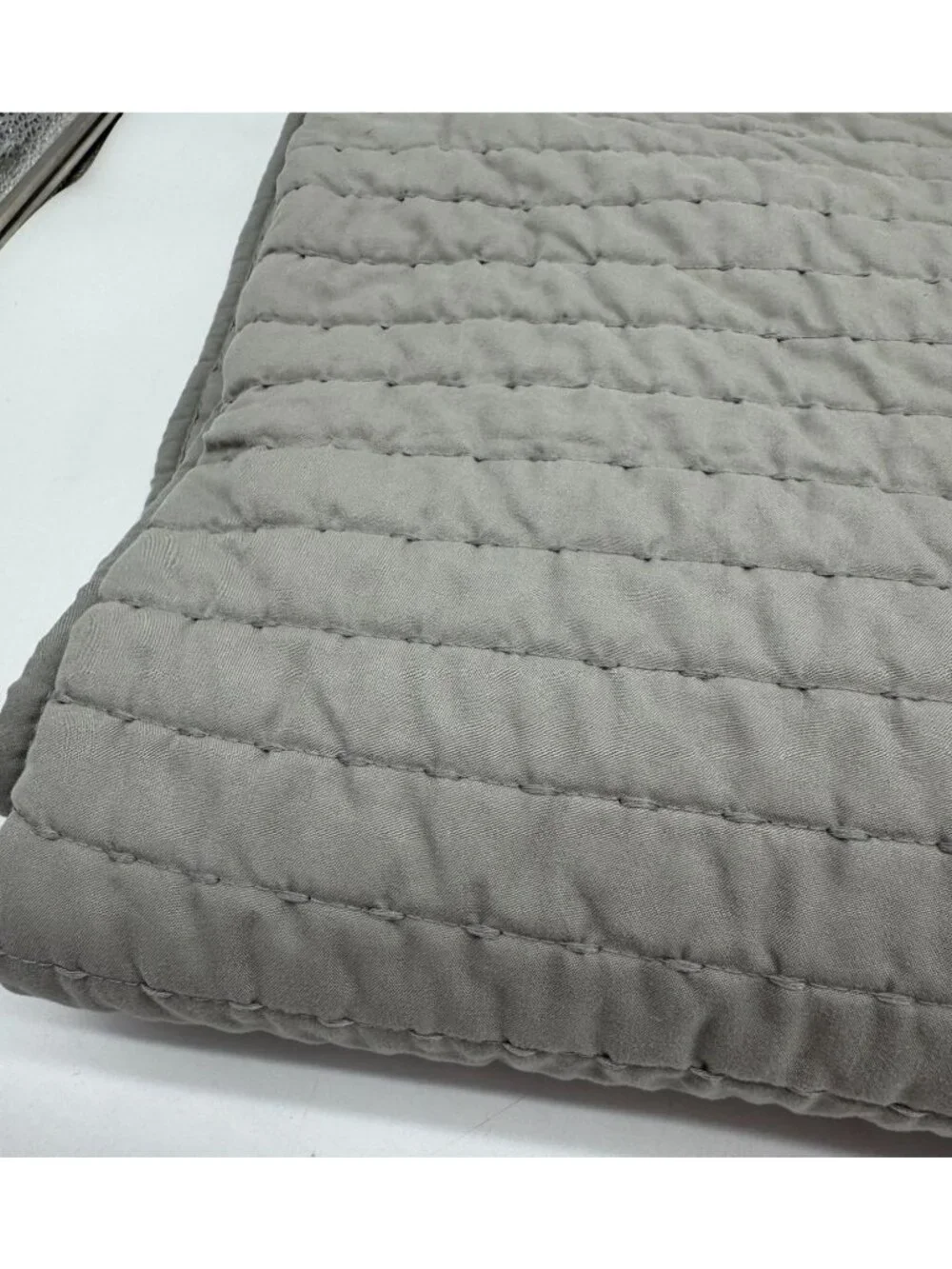 Madison Park Keaton Reversible Quilt Cozy Casual Pick Stitch Minimalist Bedroom